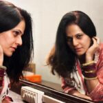 Manava Naik Instagram – mirror mirror on the wall …. #mirrors #self  #traditional #indian #jewelry
