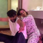 Manisha Rani Instagram - On the spot wala dance😉 Kuch v kar diya 🤭 #manisharani#funny#comedy#1piece#jamnapaar