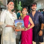 Manisha Rani Instagram - Ganpati bappa morya 👏 Thanku Bhagwan ji for everything❤️aur ayse hi apna pyar aur aashirwaad apni beti par hmesha bnaye rakhyega ! Outfit - @the_adhya_designer Lal Bagh Cha Raja
