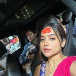 Manisha Rani Instagram - Ganpati bappa morya 👏 Thanku Bhagwan ji for everything❤️aur ayse hi apna pyar aur aashirwaad apni beti par hmesha bnaye rakhyega ! Outfit - @the_adhya_designer Lal Bagh Cha Raja