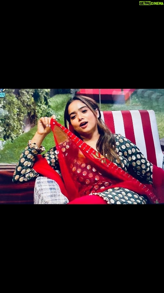 Manisha Rani Instagram - Sabse Pyaari Manisha Rani 🥰🏆 Vote for Bihar ki Shaan Manisha Rani now! ❤️✅ Click on the link in the bio! @officialjiocinema @endemolshineind #ManishaRani #ManishaRaniForTheWin #ManishaIsTheBoss #VoteForManishaRani