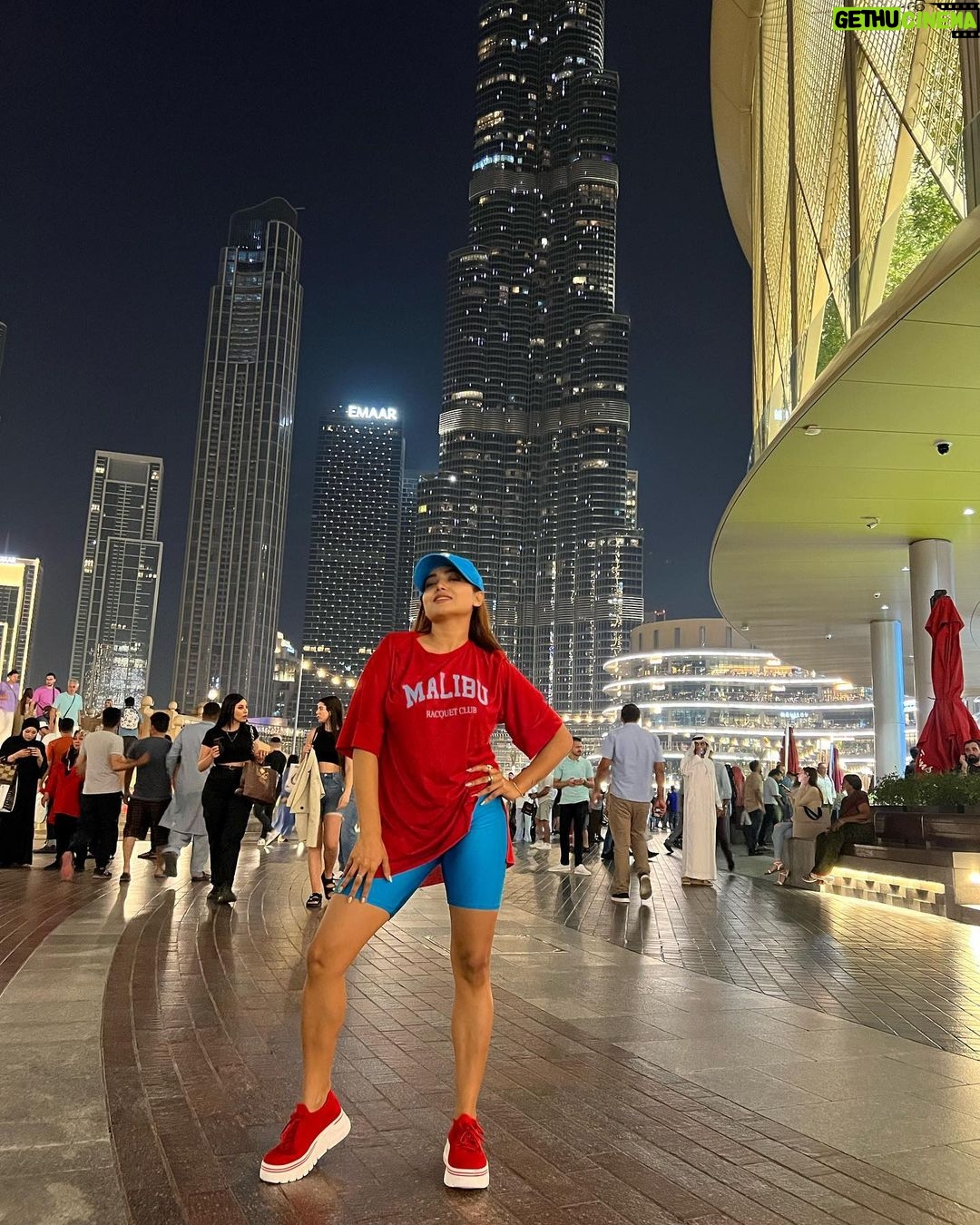Manisha Rani Instagram - Style mei rehne ka🤭😉 Dubai, UAE - دبي ألاِمارات