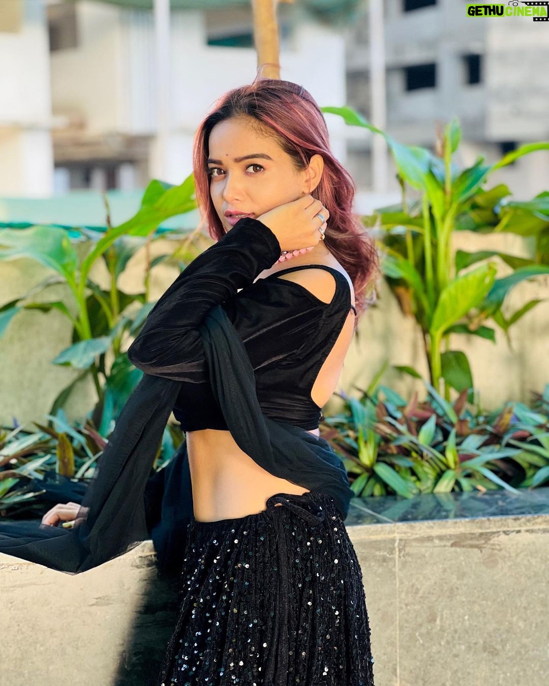 Manisha Rani Instagram - Sundar sundar❤️ Mumbai, Maharashtra