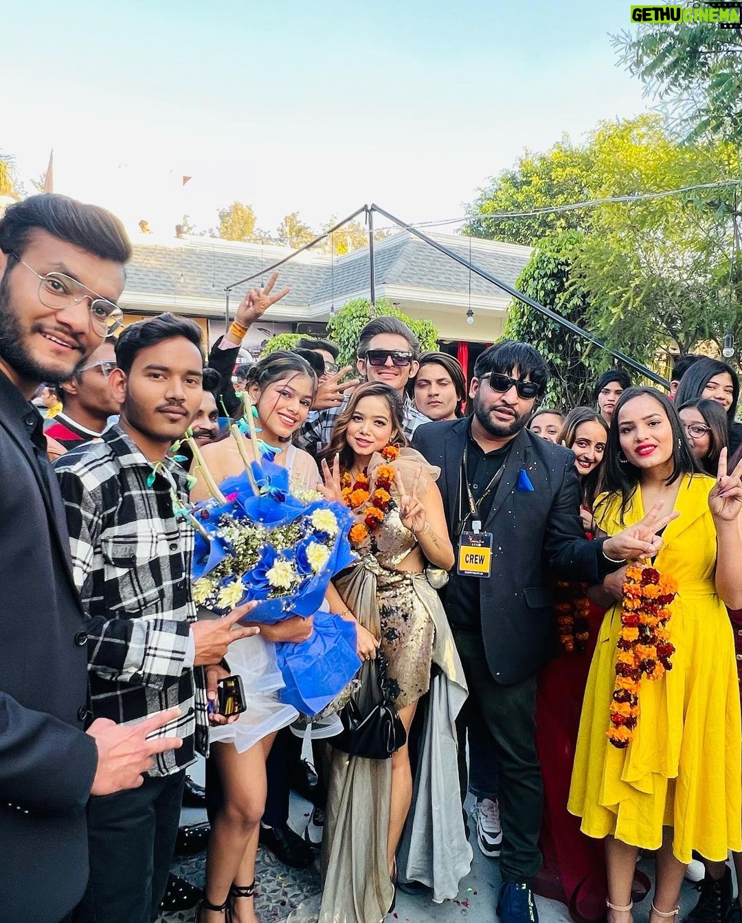 Manisha Rani Instagram - Thanku so much to the entire team of @celebrityface ,specially @irakeshdwivedi ji & to all my loving fans ❤️thanks alot for giving me soooo much love & respect ❤️ Costume designer - @sumanfashionmaker Makeover - @makeoverbymamtasaini Delhi, India