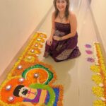 Manjari Fadnnis Instagram - Happy Diwali ❤️ Outfit : @bohemybymichelle #diwali #indianfestival #indian #rangoli #art #artist