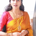 Manjusha Martin Instagram – Shaari ❤️‍🔥 Pattanathil Sundharan ❤️‍🔥 @sona_nair_official  chechy 🙈❤️‍🔥🥰 cam @gary_photography__