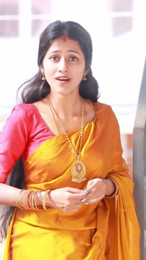 Manjusha Martin Instagram - Shaari ❤️‍🔥 Pattanathil Sundharan ❤️‍🔥 @sona_nair_official  chechy 🙈❤️‍🔥🥰 cam @gary_photography__