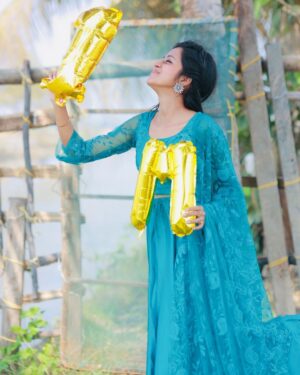 Manjusha Martin Instagram - Finally ♥️ Dream Come True ♥️ 
♥️ 1 Million YouTube Family ♥️ 

There is no secrets to success. It is the result of preparation,Hard work, and Learning from Failure ☺️

Success is Not final, Failure is Not Fatal: it is the Courage to continue that counts 

PC @gary_photography__ ☺️