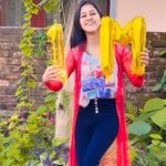 Manjusha Martin Instagram - 1 M Insta family 🌹Thank you all 😚Cam @maneeshamartin1 ❤️