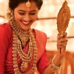 Manjusha Martin Instagram – 3rd Anniversary special offer started now 🫰✨✨👸 special advance booking scheme 🫰✨
രാജകുമാരിയുടെ Whatsapp Number 9072630000/9946464780/8593837774 Message അല്ലെങ്കിൽ Contact ചെയ്താൽ നേരിട്ട് ഉറപ്പായും മറുപടി കിട്ടും. Whole sale Rate ൽ Collections, booking, Enquiry അറിയാം
. 
.
.
.
.
.
.
.
.
.
#kerala #keralatourism #keralagram #keralagallery #malayalam #malayali #mallu #mallugram #malluwood #india #chennai #tamil #couplegoals #trivandrum #kollam #pathanamthitta #alappuzha #kottayam #idukki #ernakulam #thrissur #malappuram #palakkad #kozhikode #wedding #weddingdress #weddingday #bride #bridal #bridetobe Trivandrum, India