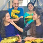 Manjusha Martin Instagram – Touched!!!! Thankful for all those love and support that are showered upon us..Reached one of the milestones..500k YouTube Fam❤️🥰
📸 @binitha_ajith ❤️