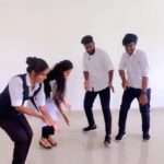 Manjusha Martin Instagram - Golumal 🙈😹🥰 With friends ❤️‍🔥 Cam @binitha_ajith 😘Inframe @aleesha_prakash 😘@_caped.__.crusader_ ❤️‍🔥 @ajay.gopal____ ❤️‍🔥
