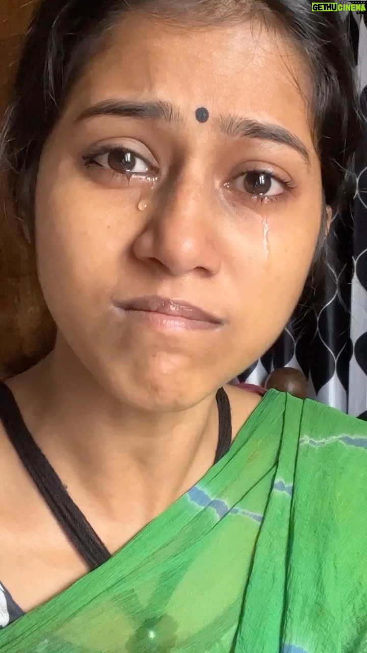 Manjusha Martin Instagram - Chila prenayaghal anghane aanu 💔 #minnalmurali #trending #trendingreels #trendingnow #malayalam #emotional