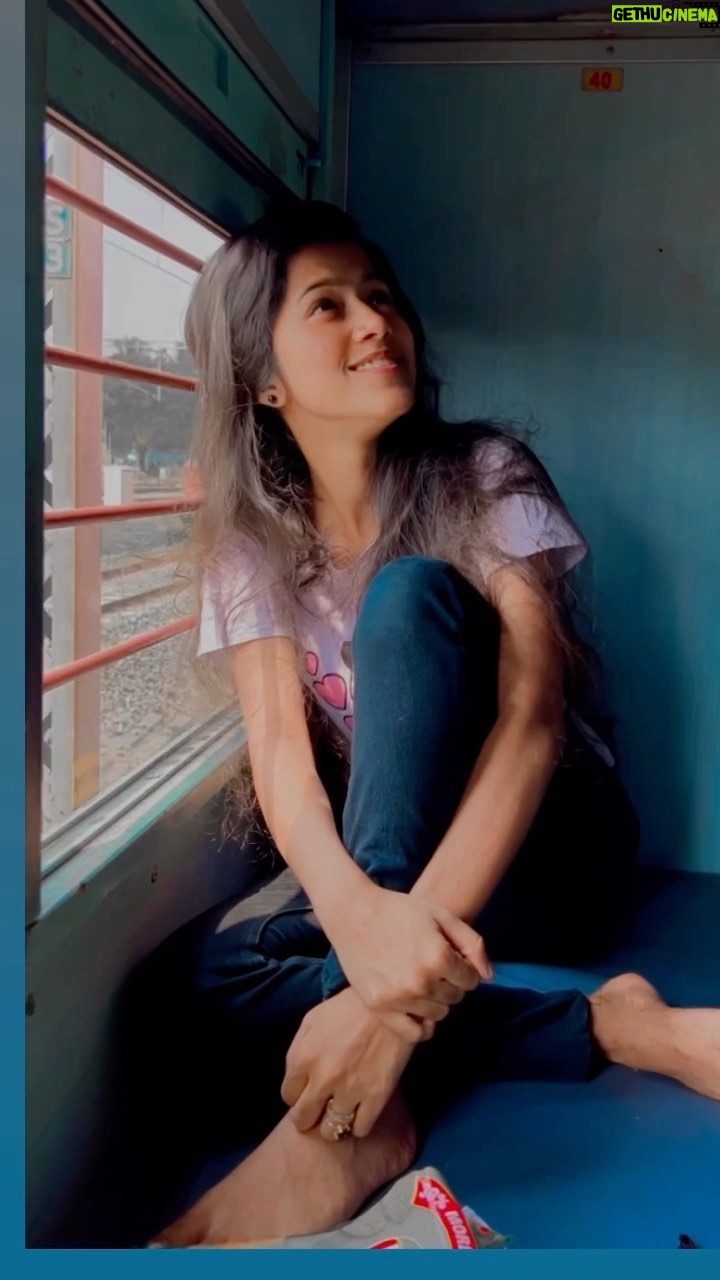 Manjusha Martin - 135K Likes - Onakka Munthiri ❤️🔥 Cam Ardhra ❤️ #trending #train #foryou #malayalam #reels