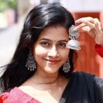 Manjusha Martin Instagram - What Jhumka ❤️ Cam @gary_photography__ 🥰