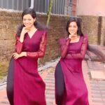 Manjusha Martin Instagram – Fun Reel with my chechy @maneeshamartin1 😚😚 After a long time 😚😚