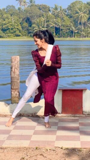 Manjusha Martin Instagram - Ranjithame 🍂 Cam @maneeshamartin1 😚♥️
