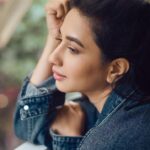 Manvita Kamath Instagram - In frame Actress : @realmanvitakamath 📸 . @sandeep.mv @_sunburstt_ Styled by : @varshini_janakiram @stilerush_by_varshinijanakiram 💄& 💇‍♀️ @abhilasha_kulkarni @harshasingh512 @thenichelabel Shot with @nikonindiaofficial #Z9 & lit with @profoto #B1x #manvithakamath #sandeepmv #portraitsbySMV #sunburstt #nikonZ9 #portrait Bangalore, India