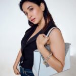 Manvita Kamath Instagram - 🖤 . . . @sandeep.mv 🖤🖤 @varshini_janakiram 🖤🖤 @stilerush_by_varshinijanakiram @abhilasha_kulkarni @harshasingh512 🖤🖤 @thenichelabel