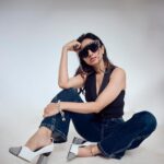 Manvita Kamath Instagram - In frame Actress : @realmanvitakamath 📸 . @sandeep.mv @_sunburstt_ Styled by : @varshini_janakiram @stilerush_by_varshinijanakiram 💄& 💇‍♀️ @abhilasha_kulkarni @harshasingh512 @thenichelabel Shot with @nikonindiaofficial #Z9 & lit with @profoto #B1x #manvithakamath #sandeepmv #portraitsbySMV #sunburstt #nikonZ9 #portrait Bangalore, India