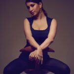 Manvita Kamath Instagram - In frame Actress : @realmanvitakamath 📸 . @sandeep.mv @_sunburstt_ Styled by : @varshini_janakiram @stilerush_by_varshinijanakiram 💄& 💇‍♀️ @abhilasha_kulkarni @harshasingh512 @thenichelabel Shot with @nikonindiaofficial #Z9 & lit with @profoto #B1x #manvithakamath #sandeepmv #portraitsbySMV #sunburstt #nikonZ9 #portrait Bengaluru