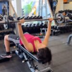 Maryam Zakaria Instagram - Vacation is over back to my workout 💪🔥 #gym #workout #weightlifting #chestworkout #exlplore #fittness #reelsinstagram
