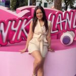 Maryam Zakaria Instagram - Nykaaland please come back soon again, it was really a magical place with all my favourite brands 💕💕💕✨✨✨ @nykaaland Outfit @veromodaindia Bag @dior #nykaaland #nykaa #beautybiggestplayground #nykaaland2023 #makeup #lifestyle #explore #reelitfeelit