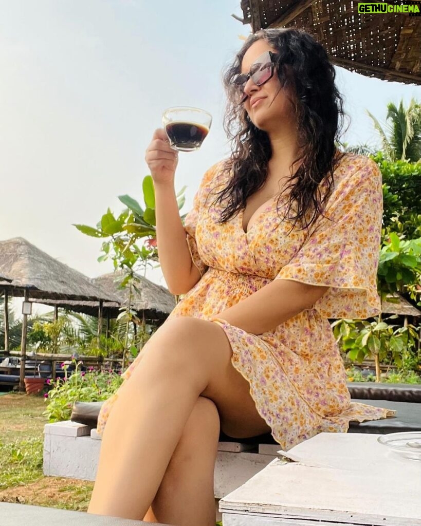 Maryam Zakaria Instagram - I don’t wanna leave this beautiful place 😍 #goa #lastday #travelphotography #traveldiaries #beautifuldestinations #beach #photoshoot #ootd #summerdress Mandrem Beach, Goa