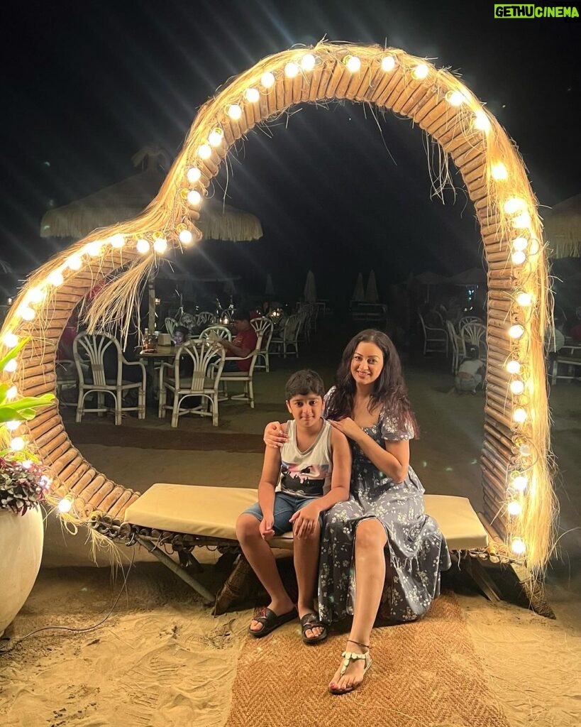 Maryam Zakaria Instagram - Last night me and @aryan_thakur2015 had so much fun together and we discovered new places in Morjim. We going to visit later this week 😄🫶 #goa #holiday #motherandson