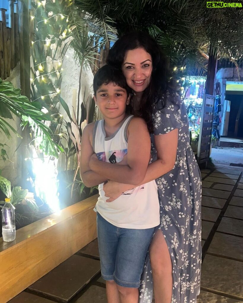 Maryam Zakaria Instagram - Last night me and @aryan_thakur2015 had so much fun together and we discovered new places in Morjim. We going to visit later this week 😄🫶 #goa #holiday #motherandson