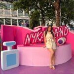 Maryam Zakaria Instagram - Mary lost in the beauty Nykaaland 💕😍 What a lovely event it was 🫶😍 For the first time in India the biggest beauty and lifestyle Festival and I really enjoyed it @nykaaland 💕💕💕 #nykaaland #nykaa #beautybiggestplayground #nykaaland2023 #beauty #makeup #lifestyle