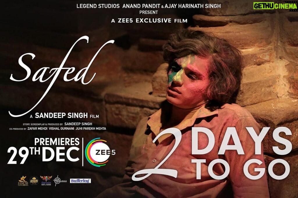 Meera Chopra Instagram - 2 DAYS TO GO for #Safed A film by @officialsandipssingh Premiering Exclusively on @Zee5 on 29th December. @verma.abhay_ @meerachopra @barkhasengupta @chhaya.kadam.75 @jameel.mumbai @officiallegendstudios @anandpandit ajay.harinathsingh @vinod.bhanushali @hitz.music.official @zafarmehdishaikh @the_vishal_gurnani @juhiparekhmehtaofficial @Zee5global @Safedthefilm #SafedOnZee5
