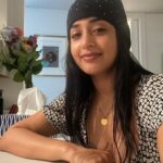Meera Jasmine Instagram - The light is what guides us home and the warmth is what keeps you there 🤍♾️ #Home #HomeBody #Being #Unwind #OnwardsAndUpwards