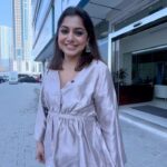 Meera Nandan Instagram – പെട്ടെന്ന് കാശിന് ആവശ്യം വന്നാൽ നാട്ടിലാണെങ്കിൽ കൈയിലുള്ള സ്വർണം പണയാം വയ്ക്കാം. യുഎഇയിലാകുമ്പോഴോ? പറ്റും. അതിനാണ് ഫിനാൻസ് ഹൗസ് ഉള്ളത്. ഒറ്റ ദിവസം കൊണ്ട് ഏറ്റവും കുറഞ്ഞ പലിശ നിരക്കിൽ ഗോൾഡ് ലോൺ ഫിനാൻസ് ഹൗസ് നിങ്ങൾക്ക് നൽകും.
Get instant gold loan from @myfinancehouse branches in Abudhabi, Dubai and Sharjah

#financehouse#financehouseuae#dubai #goldloan #abudhabi #sharjah #gold