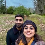 Meera Nandan Instagram - A lovely trip to nature 🌳 #chountryside #surrey #shere #surreyhills #cottages #london #green #nature #freshair #beautifuldrive #atriptoremember Shere Village, Surrey Hills