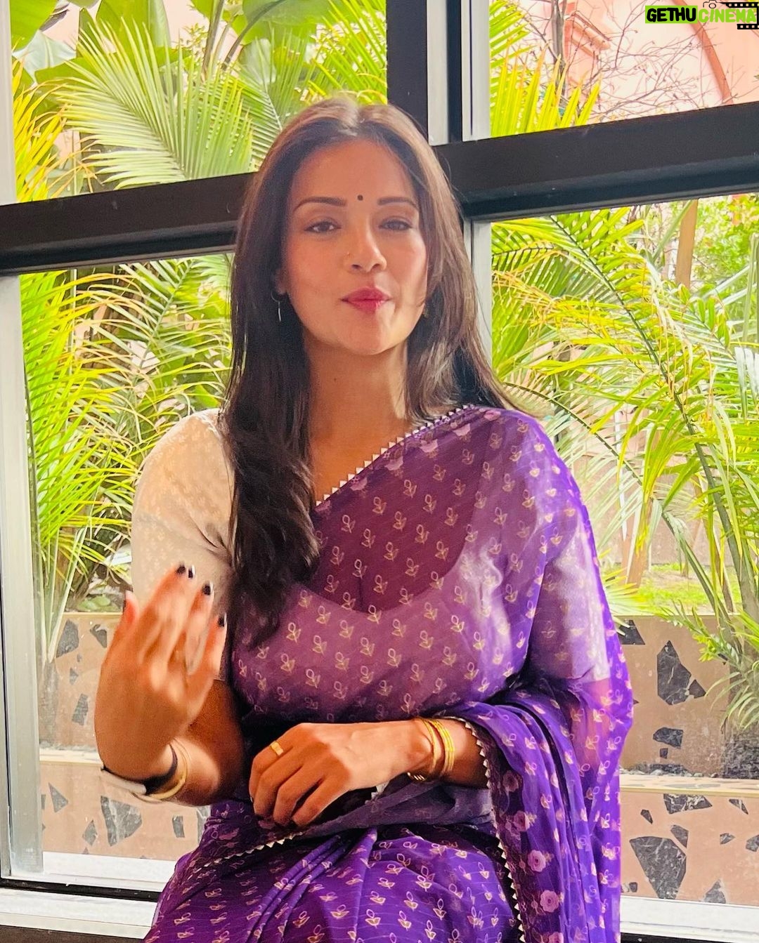 Megha Gupta Instagram - It was a good day to do good things. I delivered my first talk on Biohacking at @biohackingcongress in Miami, Florida. It was very well received. I enjoyed meeting so many of you along with the beautiful enthusiasm you brought. I feel honoured and blessed to be able to take India places and India taking me places. Abhinav and my decision about me wearing a saree on a global platform to represent India was a very very good one. Lavender.. we are going places ๐ Needless to say, I was barefoot on stage :) Only love, megha #health #wellness #biohacking #heal #speaker #talk #miami #florida #biohacker #lowTox #living Alexander Beach & Resort-South Beach Miami