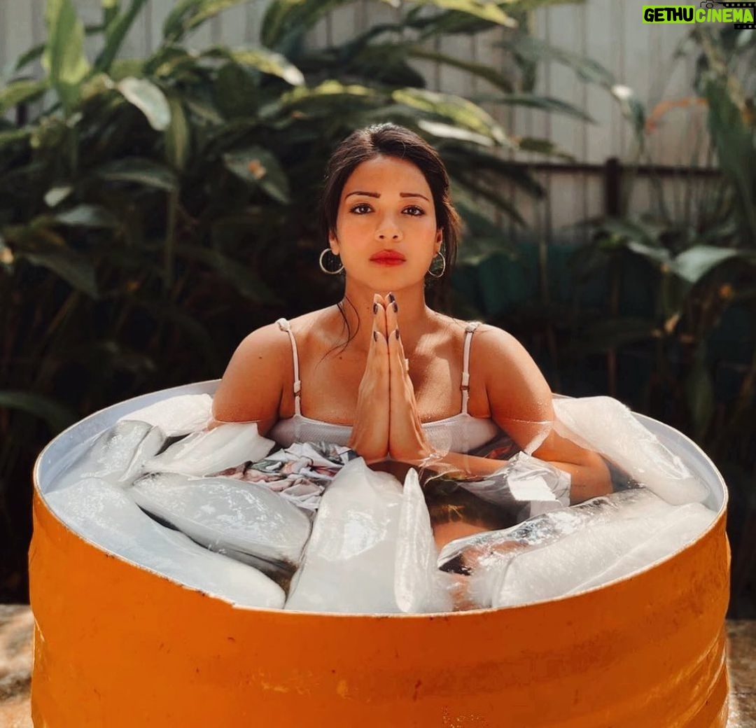Megha Gupta Instagram - Not mind driven. I am body driven. I am totally in tune with my body. That helps when the body is giving signals and signs of any sort of disruption. As I slowly get better at being who I am and coming back to my light, I am happy to acknowledge the situations, people and emotions that led me down this path, which I’m thoroughly passionate about, and would like for you to be too. One of the most karmically harmful things we can do is deny how much support or help we have received from someone. To not acknowledge that someone has inspired or awakened us simply creates massive karmic kickback. The acknowledgement can be silent but it must be honoured. Here I am. Doing exactly that. This is my first cold plunge vessel. A 300 litre tank I got cut from the top. Yellow in colour. Light weight, cost friendly, and still makes me very happy. Where there is a will, there is a way. I now have a cold plunge which I just switch on and it cools the water down to a 2-6 deg. C. If you’d like one, you may mail us at imeghagupta.mg@gmail.com hope this helps, breathe well, megha #biohacking #biohacks #icebath #coldplunge #health #wellness #heal #white #yellow #goa #india #indianactor #meghagupta #coldexposure #coldplunging #inflammation #fitness #muscle #fat #protein #namaste