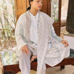 Megha Gupta Instagram - @jayatigoenka.handwork Ｓｌｏｗ　ｆａｓｈｉｏｎ　•　Ｓｕｓｔａｉｎａｂｌｅ　•　ｈｏｍｅ　ｇｒｏｗｎ • #indian #indianwear #boho #sustainability #homegrown #white #linen #slowfashion #meghaGupta #indianwear #plantmedicine #heal #healing