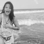 Megha Gupta Instagram - 𝚀𝚞𝚒𝚝 𝚏𝚒𝚐𝚑𝚝𝚒𝚗𝚐 𝚝𝚑𝚎 𝚏𝚛𝚎𝚚𝚞𝚎𝚗𝚌𝚢, 𝚕𝚎𝚝 𝚝𝚑𝚎 𝚍𝚎𝚊𝚍 𝚕𝚎𝚊𝚟𝚎𝚜 𝚍𝚛𝚘𝚙. 𝚝𝚑𝚒𝚜 𝚒𝚜 𝚝𝚑𝚎 𝚗𝚎𝚠 𝚜𝚎𝚊𝚜𝚘𝚗. 𝚎𝚟𝚎𝚛𝚢𝚝𝚑𝚒𝚗𝚐 𝚒𝚗 𝚟𝚒𝚋𝚛𝚊𝚝𝚒𝚘𝚗 𝚠𝚒𝚕𝚕 𝚏𝚊𝚕𝚕 𝚒𝚗 𝚙𝚕𝚊𝚌𝚎, 𝚘𝚗𝚌𝚎 𝚢𝚘𝚞 𝚕𝚎𝚝 𝚐𝚘 𝚘𝚏 𝚎𝚟𝚎𝚛𝚢𝚝𝚑𝚒𝚗𝚐, 𝚝𝚑𝚊𝚝'𝚜 𝚗𝚘𝚝 𝚒𝚗 𝚊𝚕𝚒𝚐𝚗𝚖𝚎𝚗𝚝. #mood #sheddingseason #bw #goa #beachlife #sand #water #sun #salt #therapy