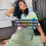 Megha Gupta Instagram - Cordyceps are life changing. They are a type of adaptogenic mushrooms that increase energy levels, boost oxygen levels, increase athletic output, promote longevity and anti aging, lower blood sugar, detoxifies the body, increases brain function and what not. All being all natural. How did I have my first encounter with these adaptogens is the story here. I’m thankful to London Nootropics at the Biohacker Summit that introduced me to the amazing magic of these mushrooms. it’s time to throw a lot of light on the amazing benefits of these powerhouses. hope this helps, breathe well, megha #mushrooms #adaptogens #cordyceps #reishi #chaga #lionsmane #health #wellness #heal #fitness #natural #nature #plantmedicine
