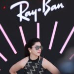 Mehrene Kaur Pirzada Instagram – In the surreal land of the dunes, music filled my heart with wholesome rhythms, and @rayban made everything even more majestic at Magnetic Fields Festival. 

Ray-Ban Reverse Garden was an unparalleled experience.
#rayban #raybanreverse Alsisar, Rajasthan, India