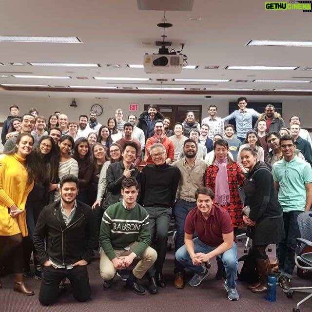 Mihika Verma - 17.5K Likes - Smiles before winter break😀 #mba2020