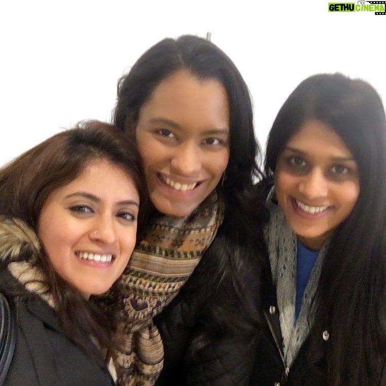 Mihika Verma - 20.4K Likes - Happy faces after all the eating and catching up😀 @Jem_in_ahh @carolarciniegas