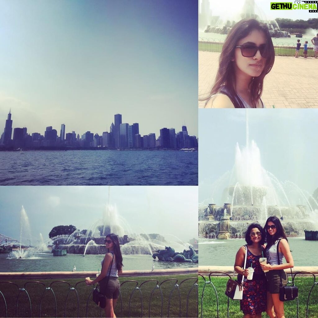 Mihika Verma Instagram - #unforgettable Buckingham Fountain Chicago Lakefront