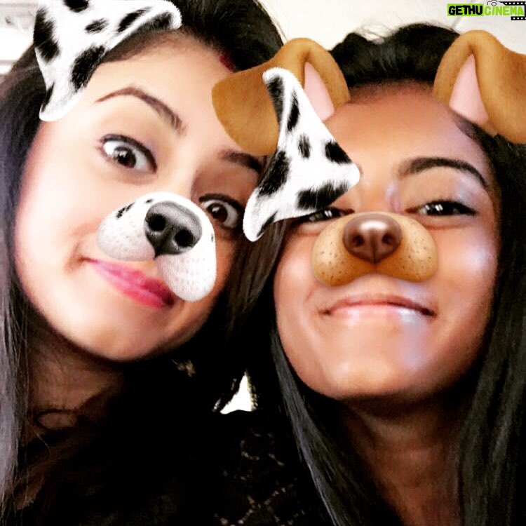 Mihika Verma Instagram - Snapchat shenanigans 👭 @samikahariharan