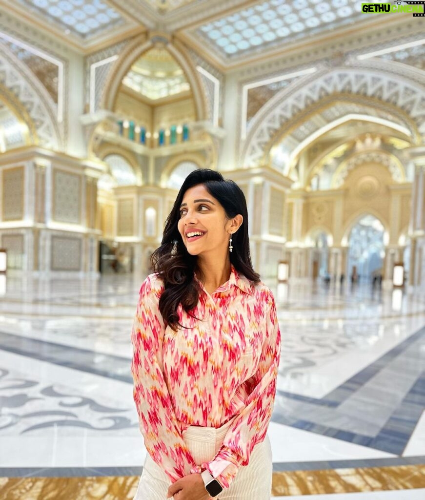 Milana Nagaraj Instagram - Qasr Al Watan ~ Abudhabi!! Dubai never fails to mesmerize you.. You are Stunning♥ #Dubai 2023 Wearing these super comfy casuals from @mileenia.official styled by @tejukranthi