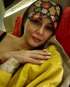 Minissha Lamba Instagram - Dressed as >> Girl-In-Bed-at-11pm-coz-she-has-a-dreadfully-early-flight-tomorrow #happyhalloween #halloween #halloweencostume