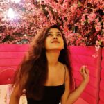 Mishti Instagram - Sometimes the sky is actually pink 💗 📸 @joyitaa_chatterjee #pinksky #sky #pink #love #photooftheday #beautiful #aesthetic #pinkclouds #pinkaesthetic #theskyispink #pinklove #soakedinpink #pinkblush #pinkaesthetic #pinkflowers #pinktheme #prettywoman #prettygirl #instagood #prettygirl Pink Wasabi