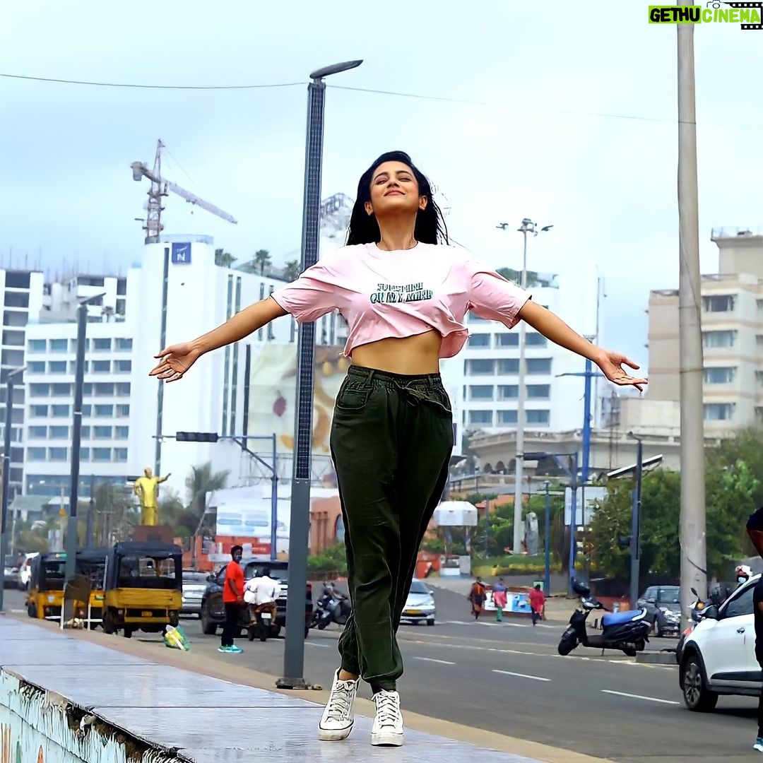 Mishti - 14.3K Likes - Untie my soul.... #Goodmorning
#free #love #freedom #life #instagram #instagood #happy #beauty #me #lifestyle #bhfyp #happyme #setmefree
#freesoul #lovecansetyoufree #picoftheday