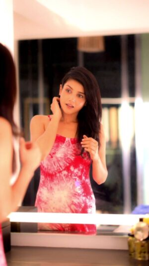 Mishti Instagram - Birthday-week-self-admiration😜

#mishtichakravarty